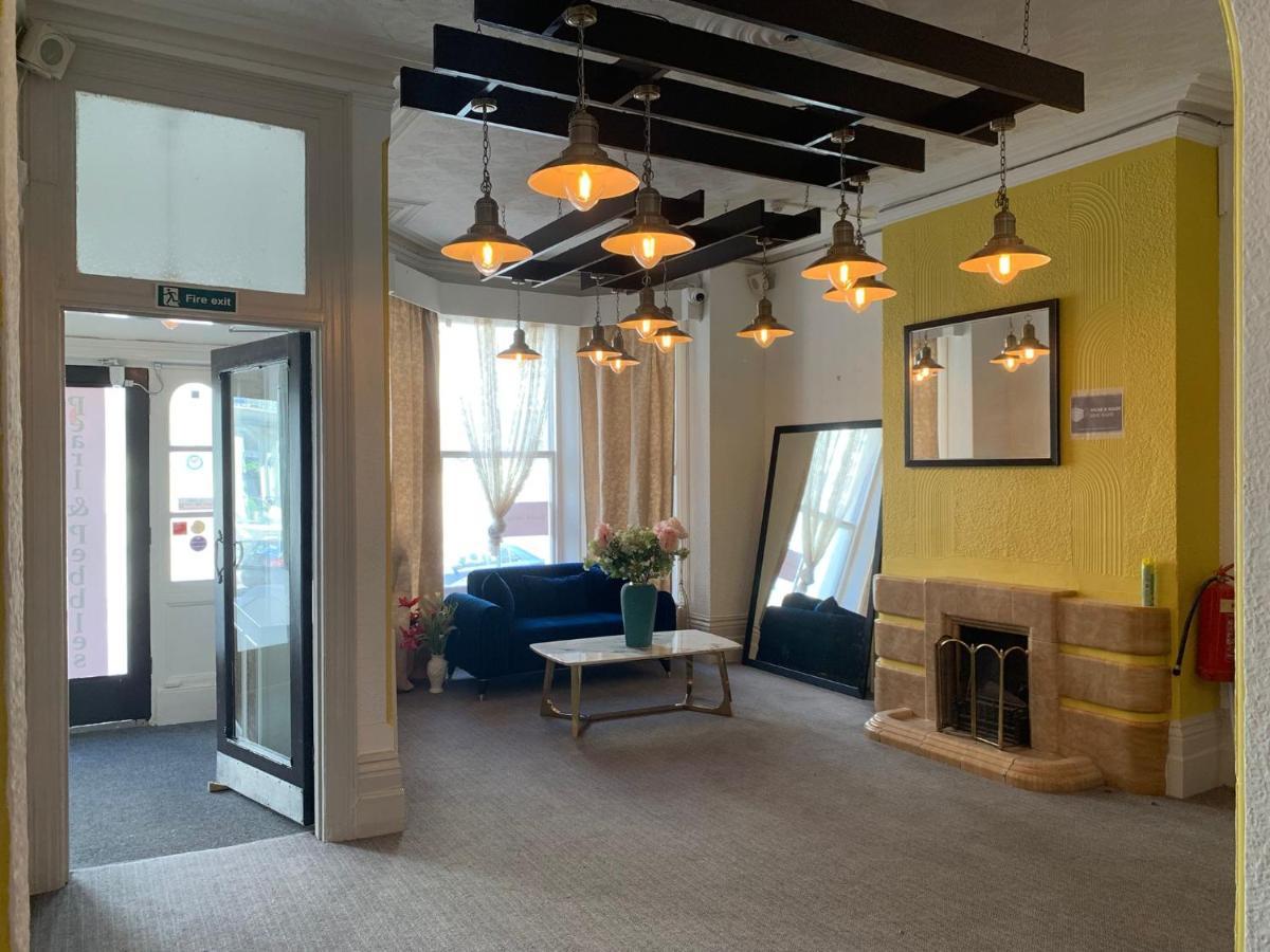 Pearl & Pebbles Eastbourne Hotell Exteriör bild