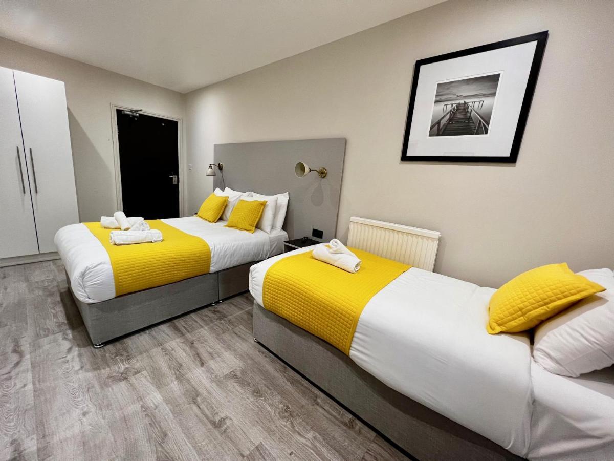 Pearl & Pebbles Eastbourne Hotell Exteriör bild