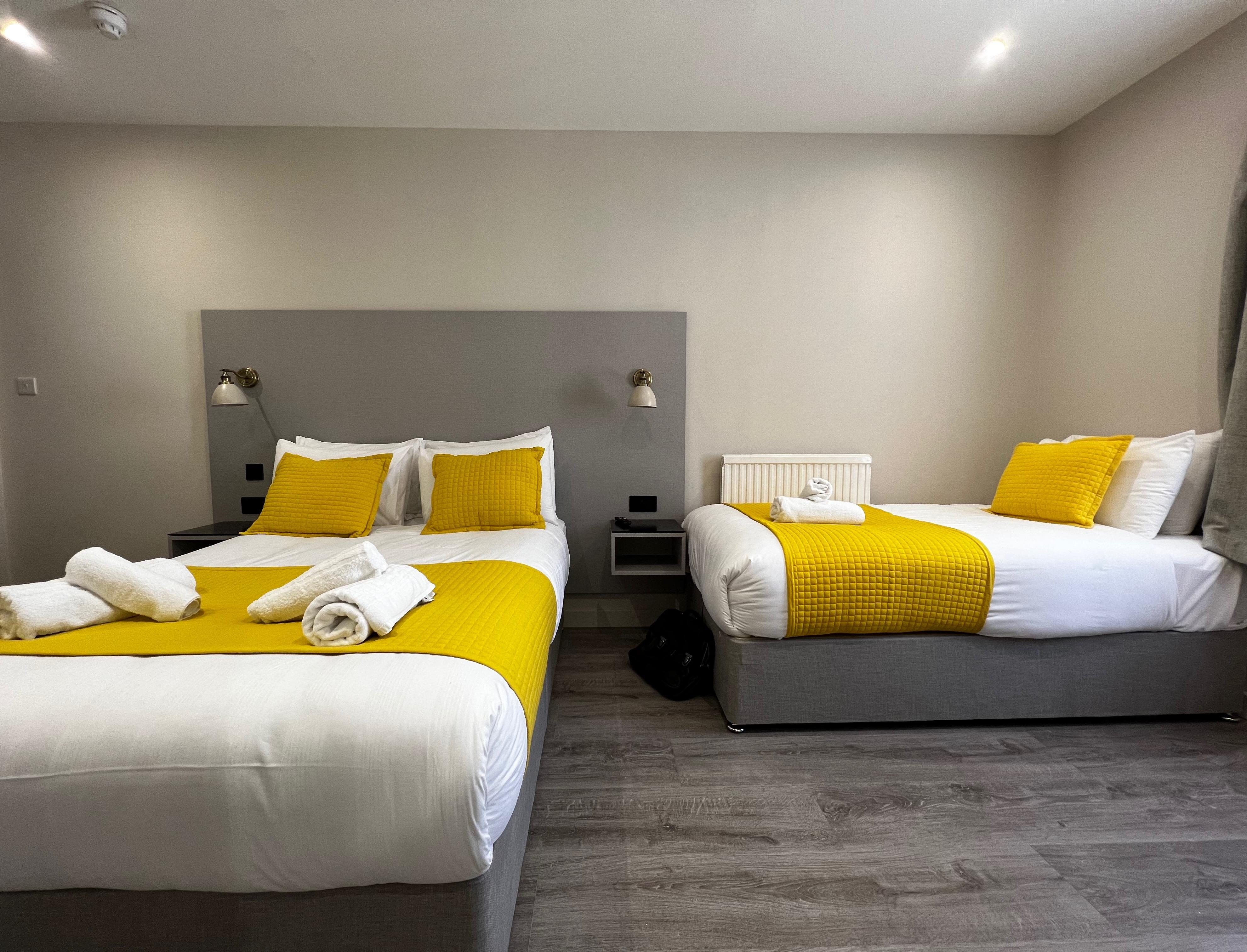 Pearl & Pebbles Eastbourne Hotell Exteriör bild
