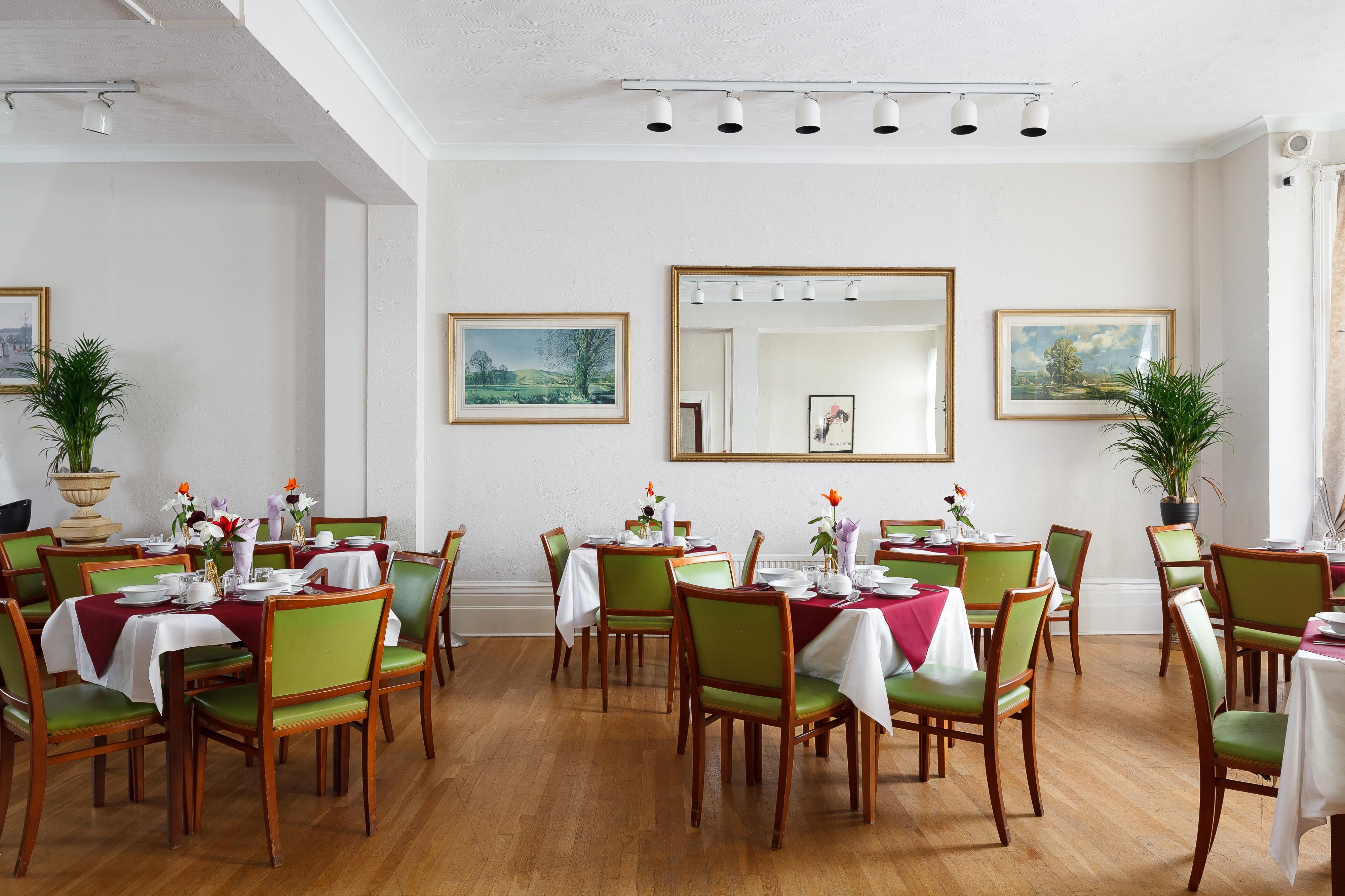 Pearl & Pebbles Eastbourne Hotell Exteriör bild