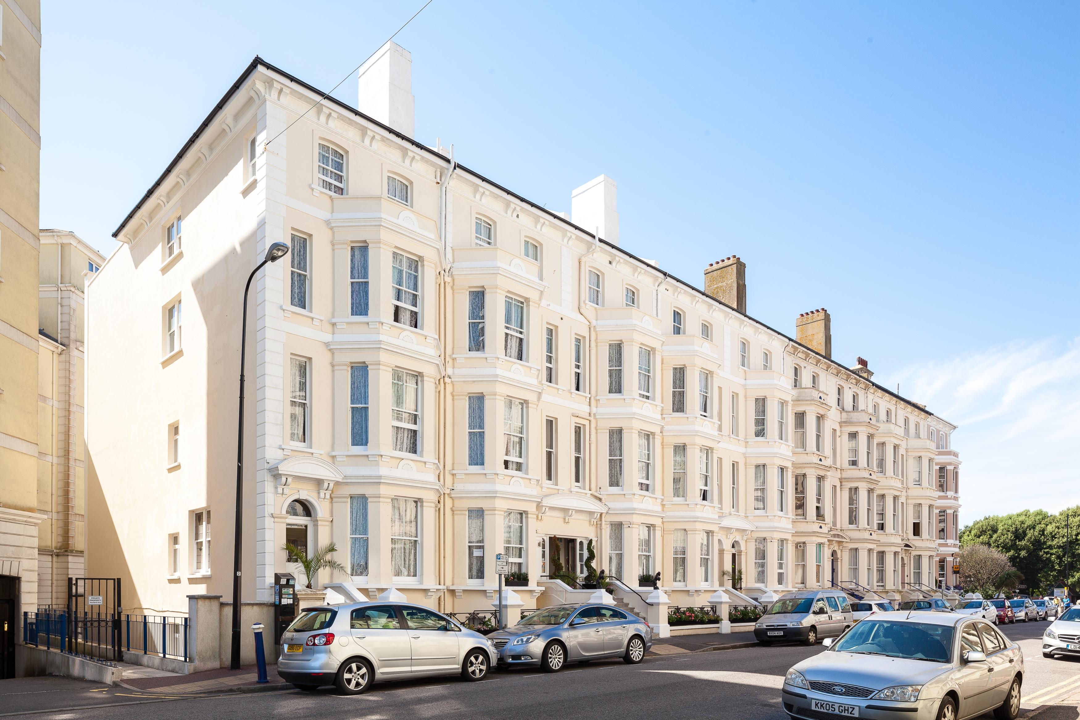 Pearl & Pebbles Eastbourne Hotell Exteriör bild