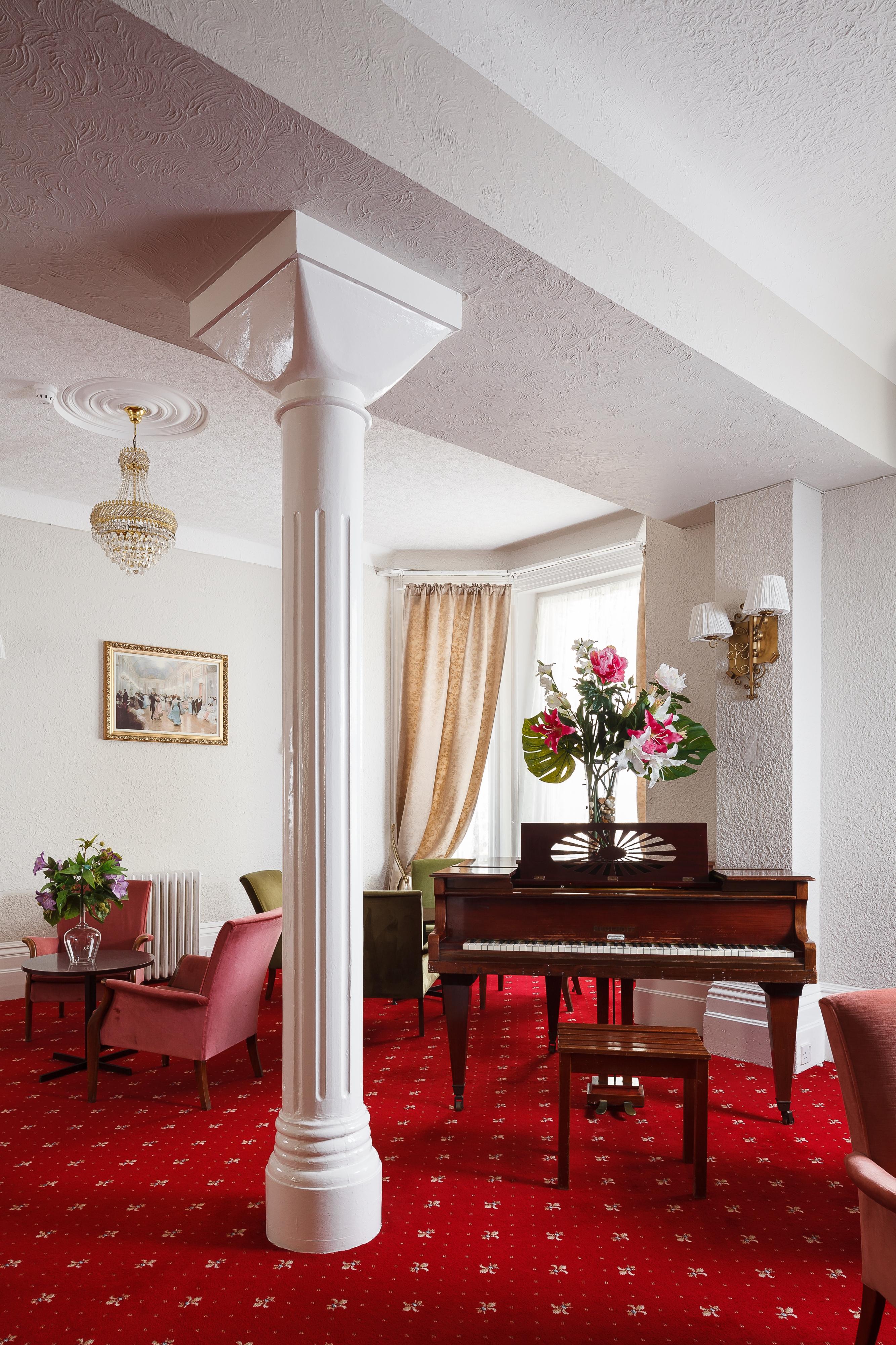 Pearl & Pebbles Eastbourne Hotell Exteriör bild