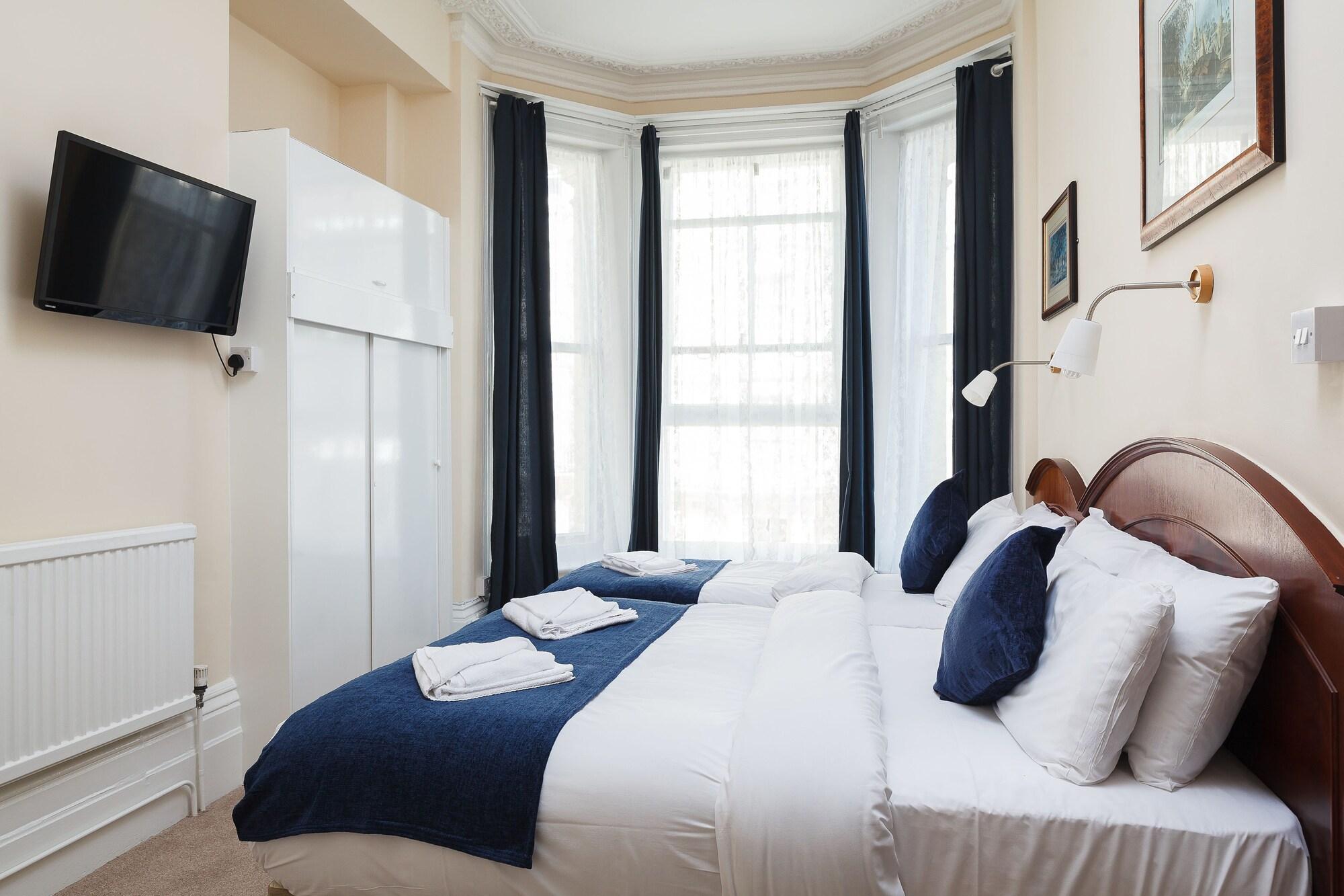 Pearl & Pebbles Eastbourne Hotell Exteriör bild